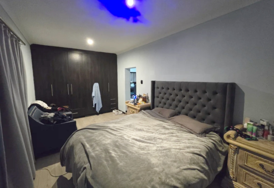 To Let 4 Bedroom Property for Rent in Bellville South Western Cape